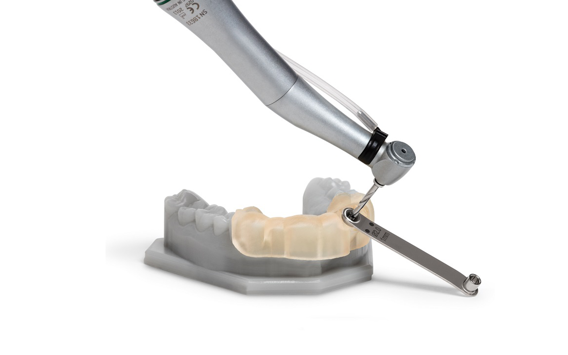 دندان سازی و پرینت سه بعدی