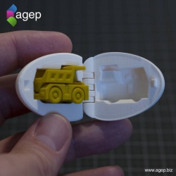 720x720-myminifactory-surprise-egg-truck-03